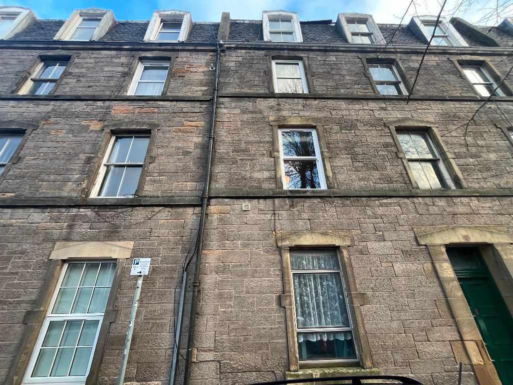 Property photo 1 of 12 Photo 1