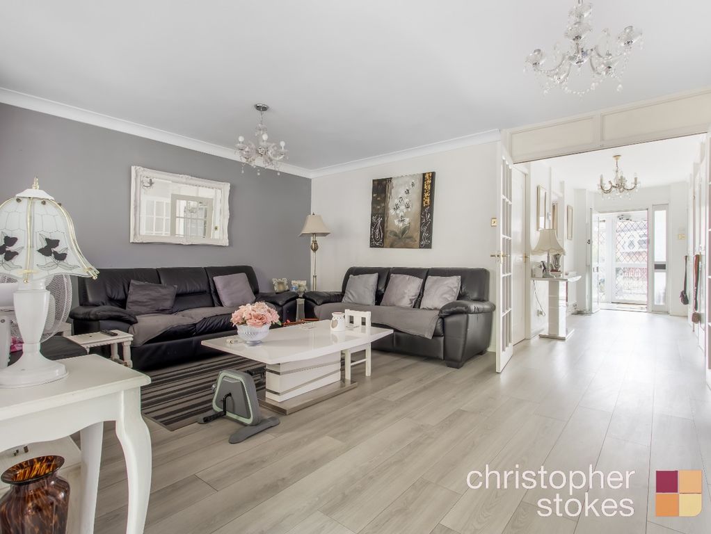 Property photo 2 of 21 4490803
