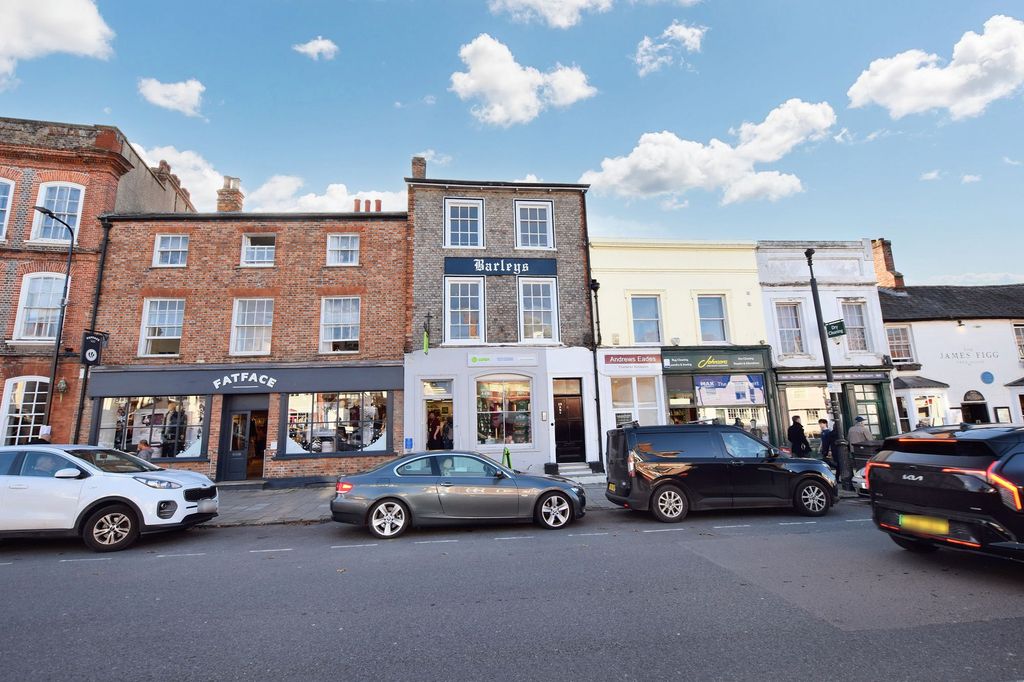 Property photo 1 of 7 Front