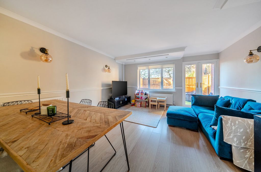 Property photo 2 of 15 1403423-5-6979De5...