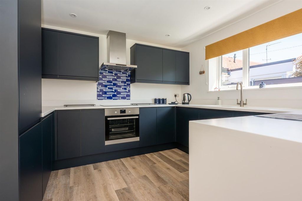 Property photo 2 of 24 3Sandylane,Cromer-24.Jpg