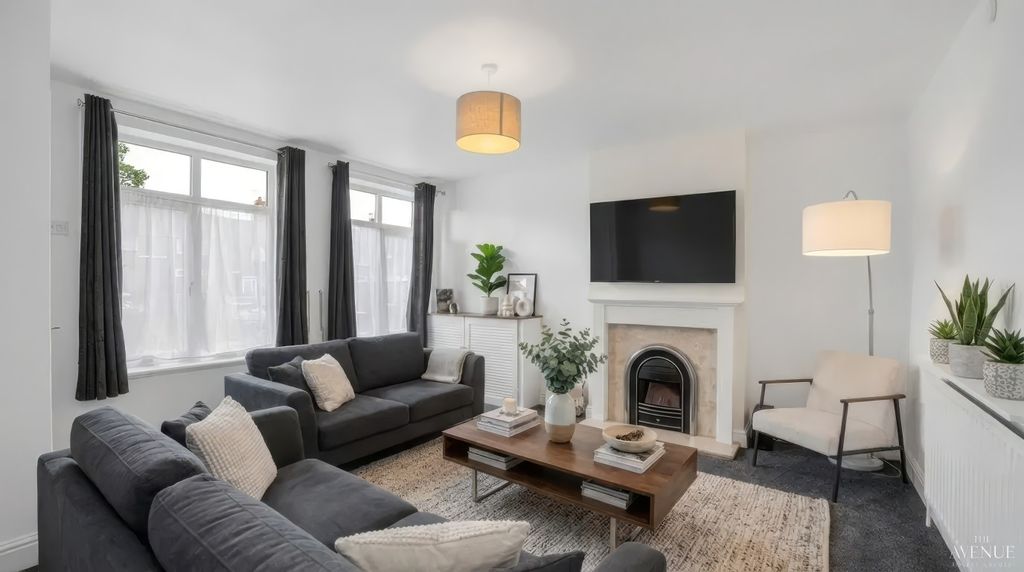 Property photo 3 of 28 5597502