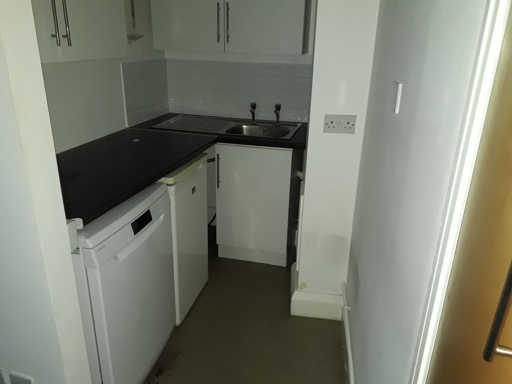 Property photo 3 of 3