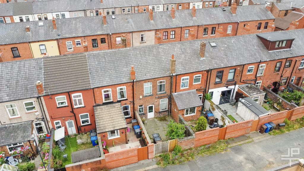 Property photo 2 of 8 Dji_0499.Jpg
