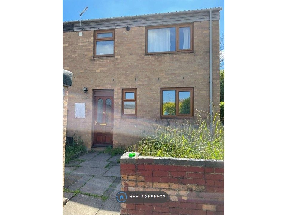 Property photo 1 of 22 House Front