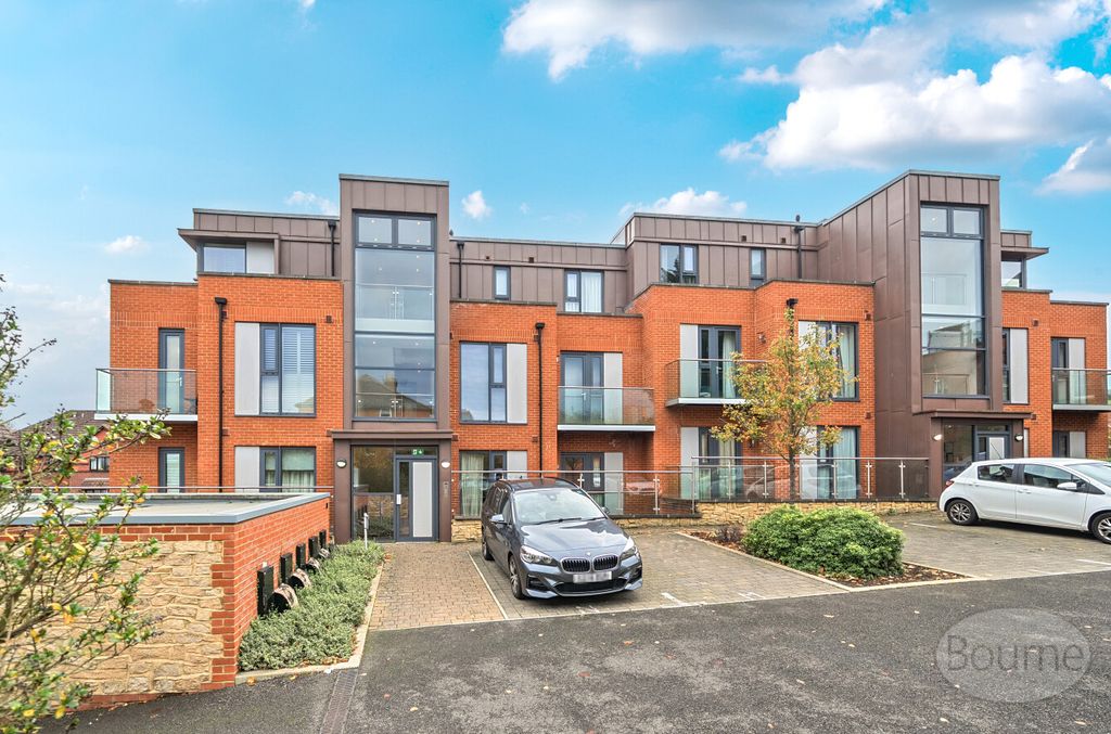 Property photo 1 of 16 A5Aaf33B-3558-4d7...