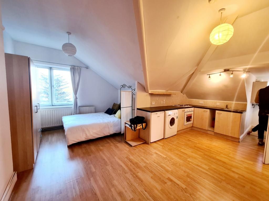 Property photo 3 of 10 Photo 3