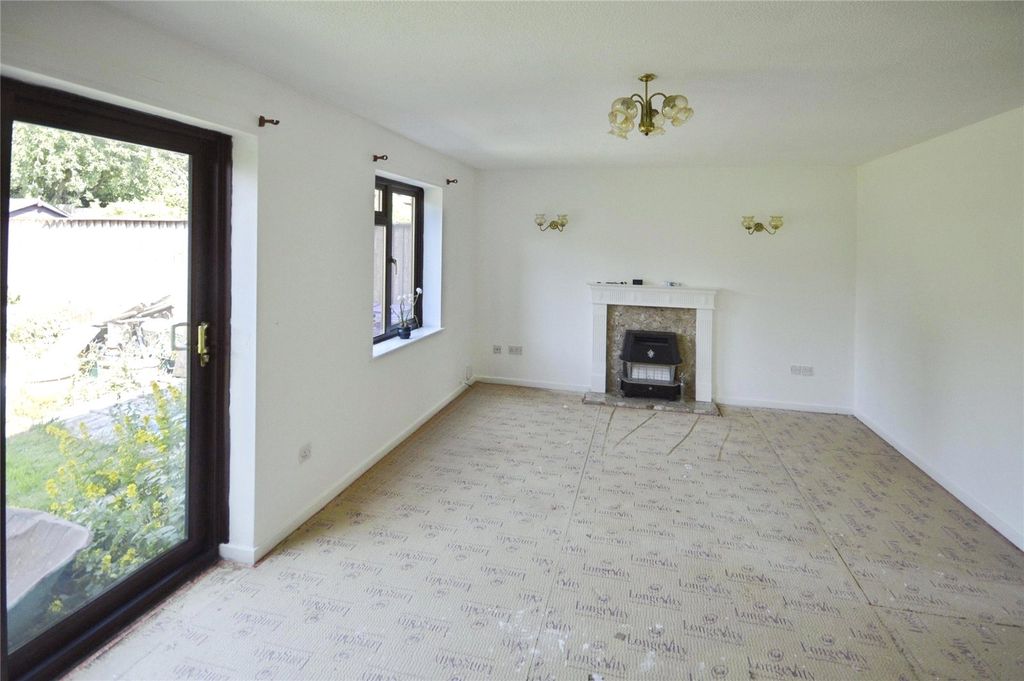 Property photo 2 of 10 Picture No. 11