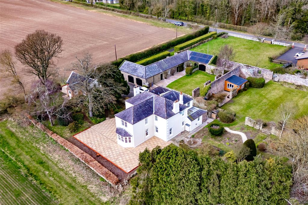 Property photo 1 of 84 Drone