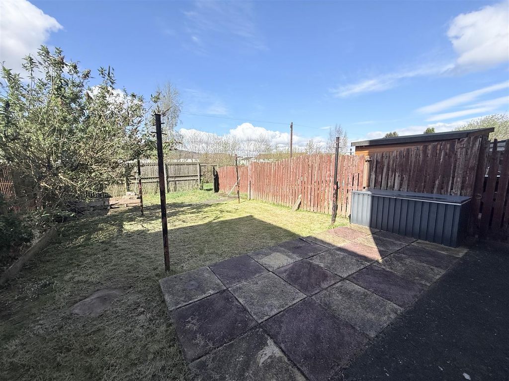 Additional image 4 of 3 bed flat for saleNorthfield Road, Bonhill, Alexandria G83