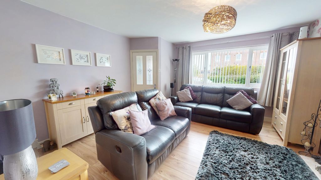 Property photo 3 of 29 4099526
