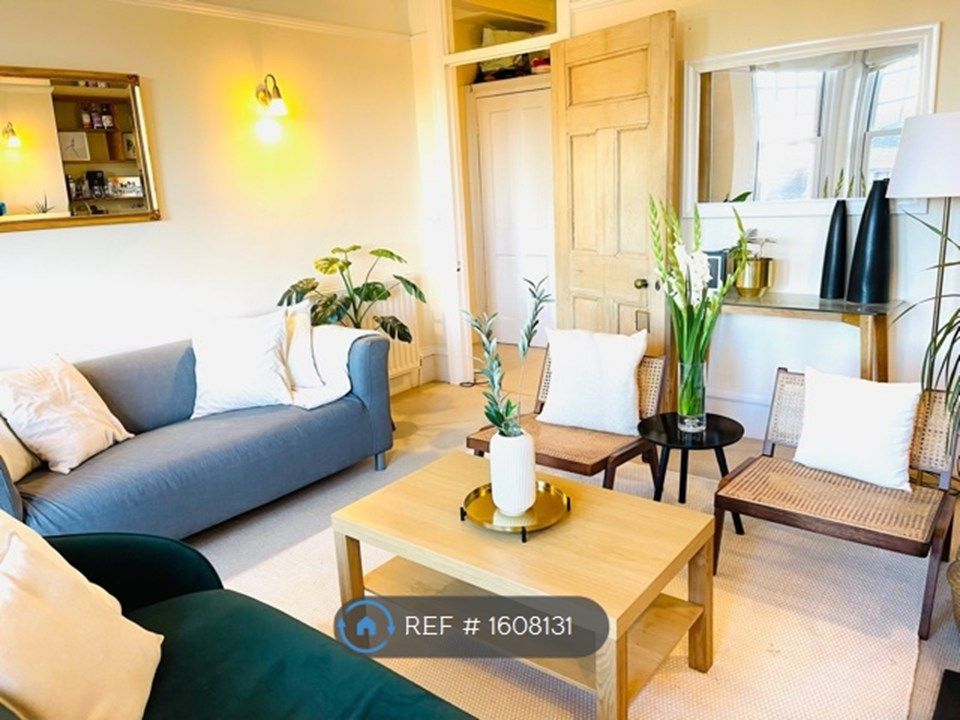 Property photo 3 of 26