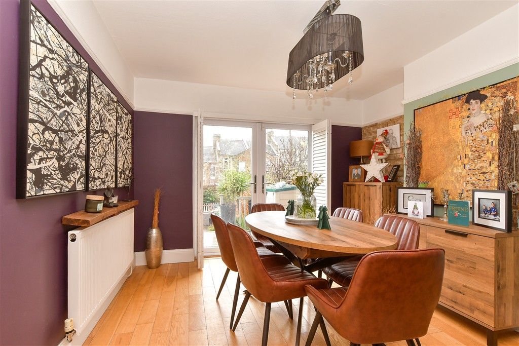 Property photo 3 of 12 Dining Area