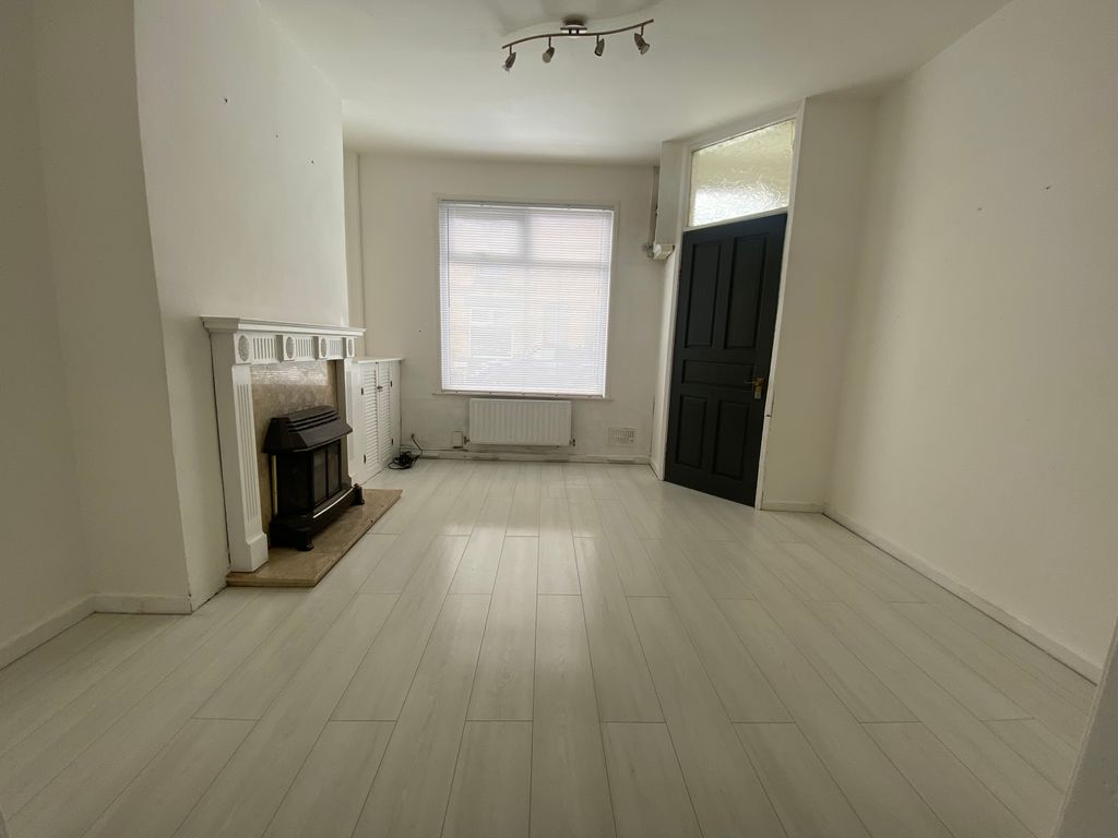 Property photo 2 of 4
