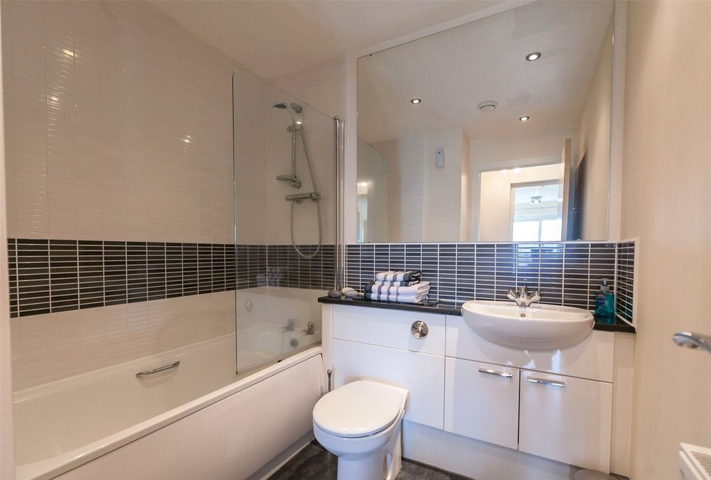 Property photo 3 of 14 Photo 3