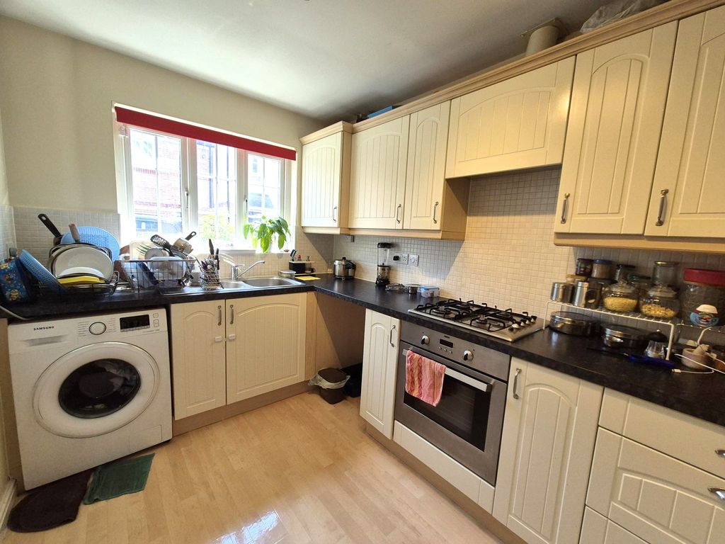 Property photo 3 of 16 1000006679