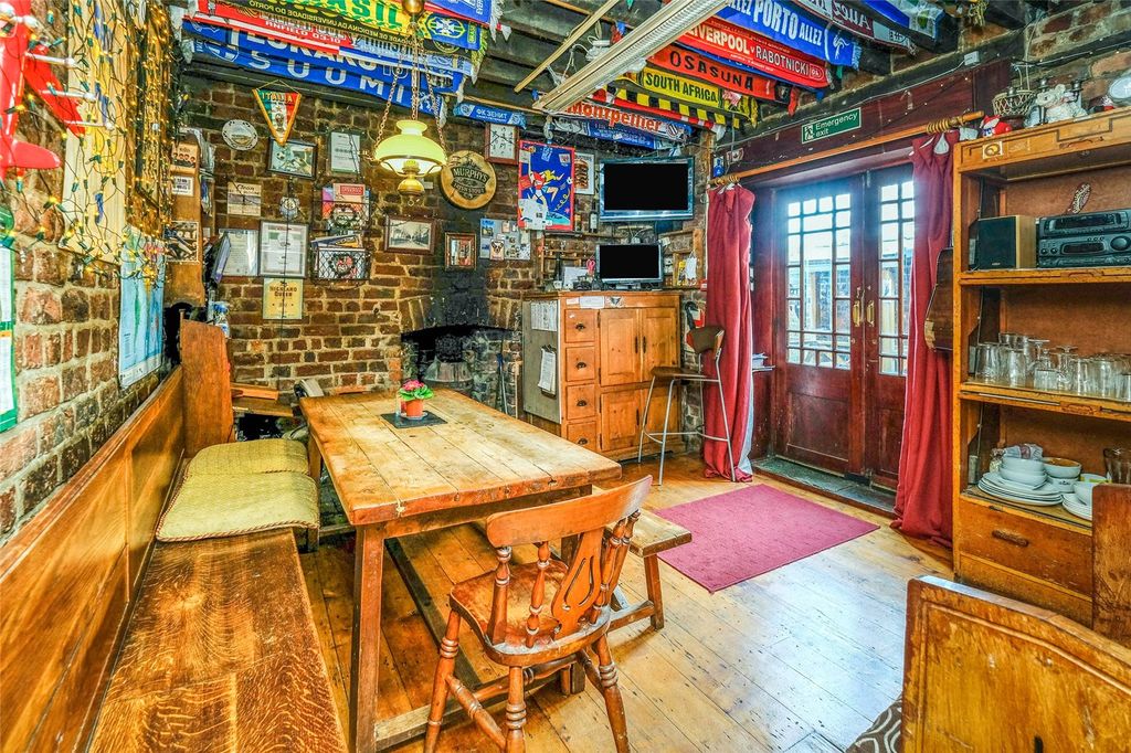 Property photo 3 of 14 Kitchen/Diner