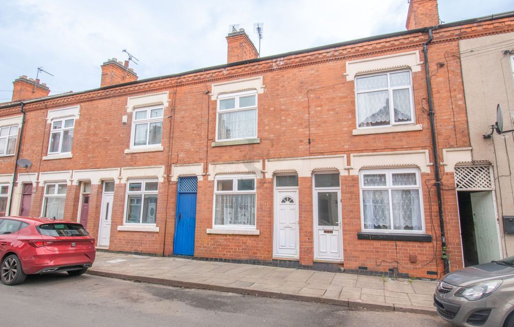 Property photo 1 of 11