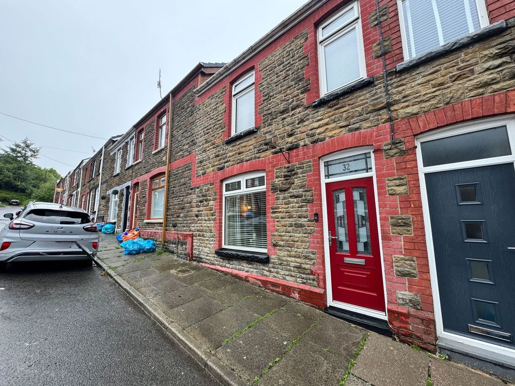Property photo 1 of 29