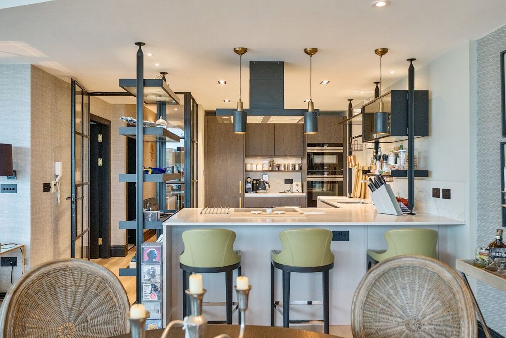 Property photo 3 of 16 Picture No. 28