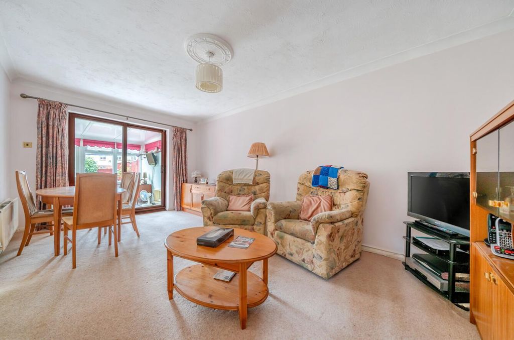 Property photo 2 of 15 1394167-2-69427Ebcc4Dff.Jpg