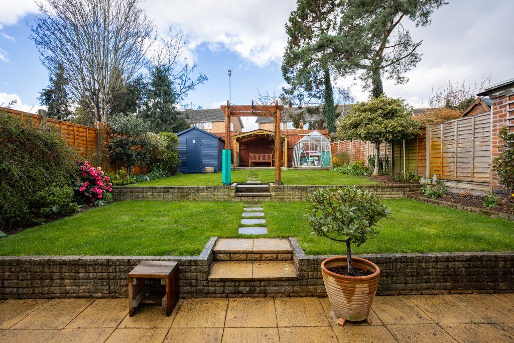 Property photo 2 of 30