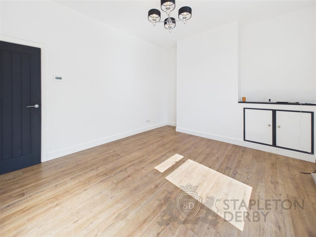 Property photo 3 of 11 Cam04645G0-Pr0099-Still002.Jpg