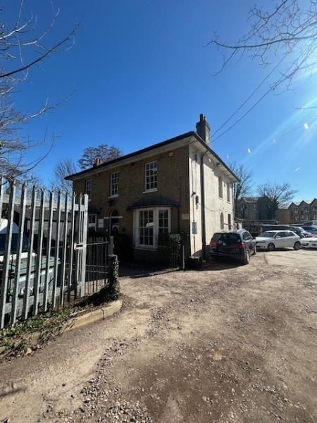 Property photo 2 of 3