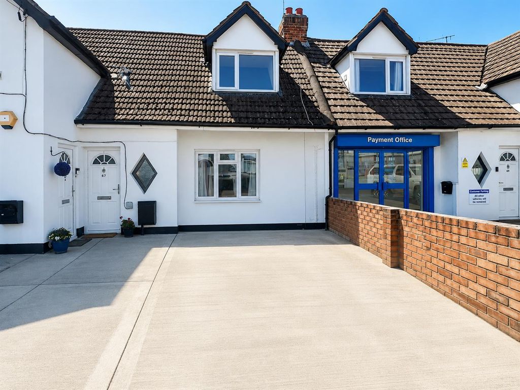 Property photo 1 of 12 152176E6-78d1-4Eb6-A0B2-ee86F7De901F.Png
