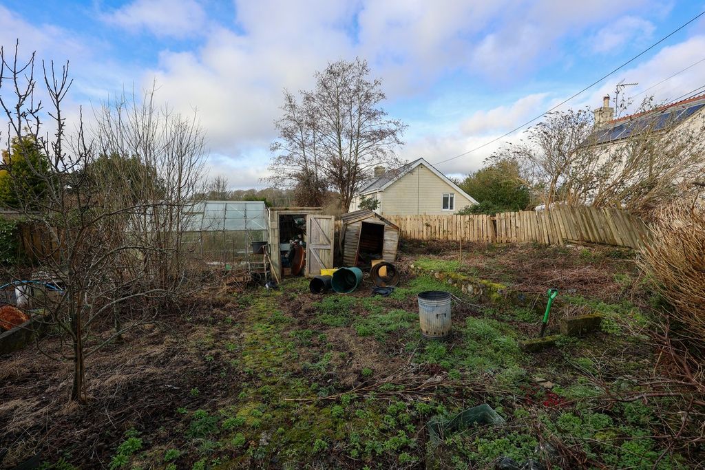 Property photo 3 of 24