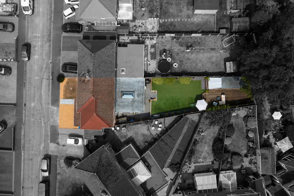 Property photo 3 of 38 Boundary