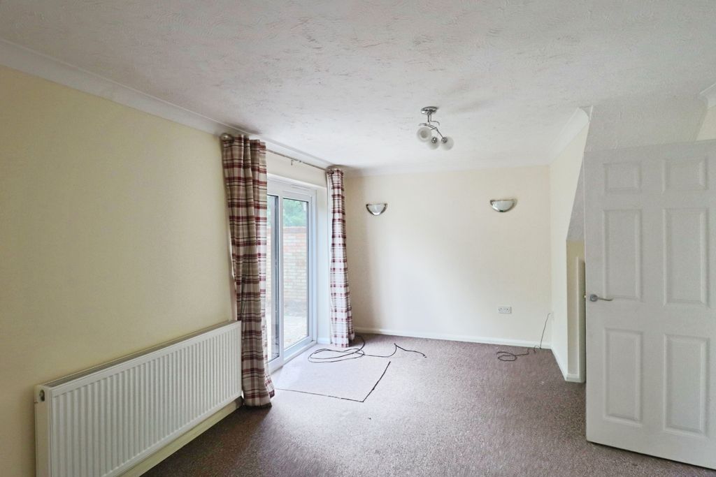 Property photo 3 of 15