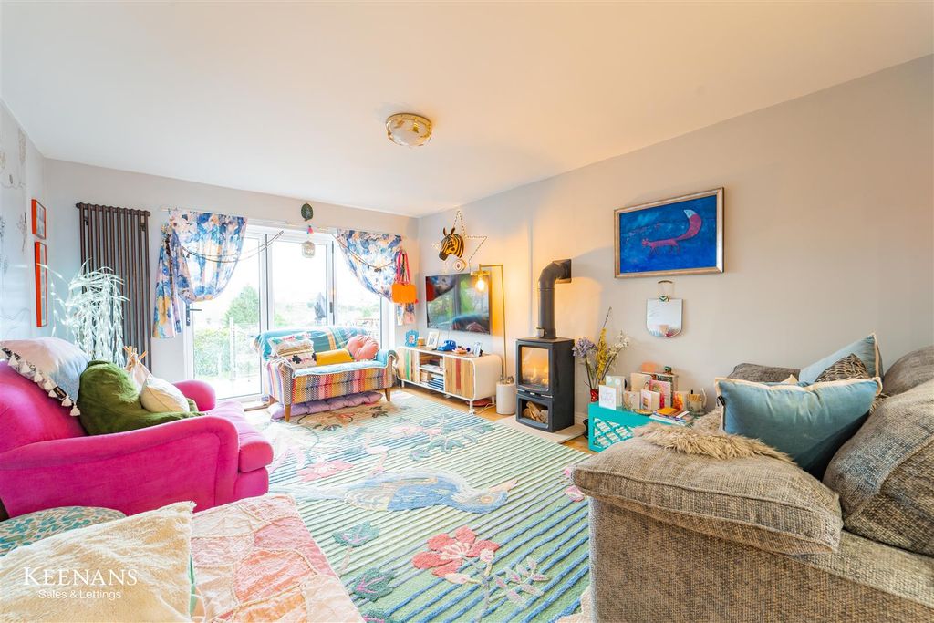 Property photo 3 of 34 Dsc03936.Jpg