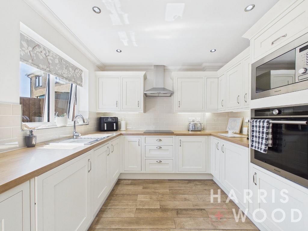 Property photo 2 of 17 5123052