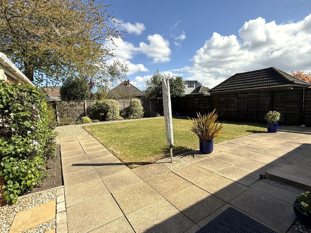Property photo 2 of 22