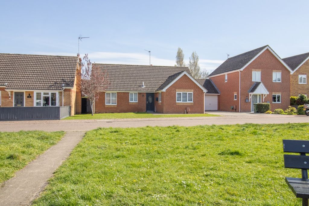 Property photo 1 of 19 5009550