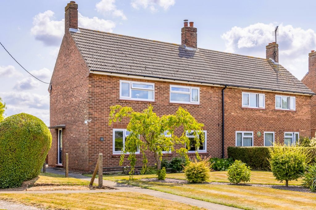 Property photo 1 of 31 16 Stockwell Gate (Whaplode)-8