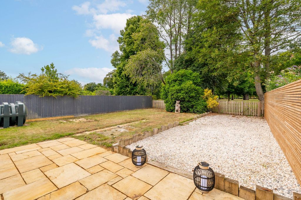 Property photo 3 of 23