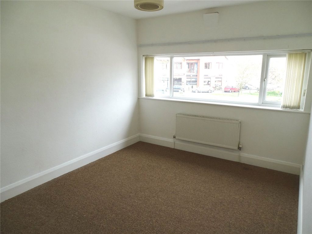 Property photo 1 of 9 Picture No. 08