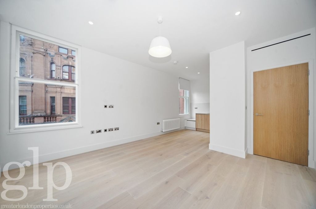 Property photo 3 of 15 969315