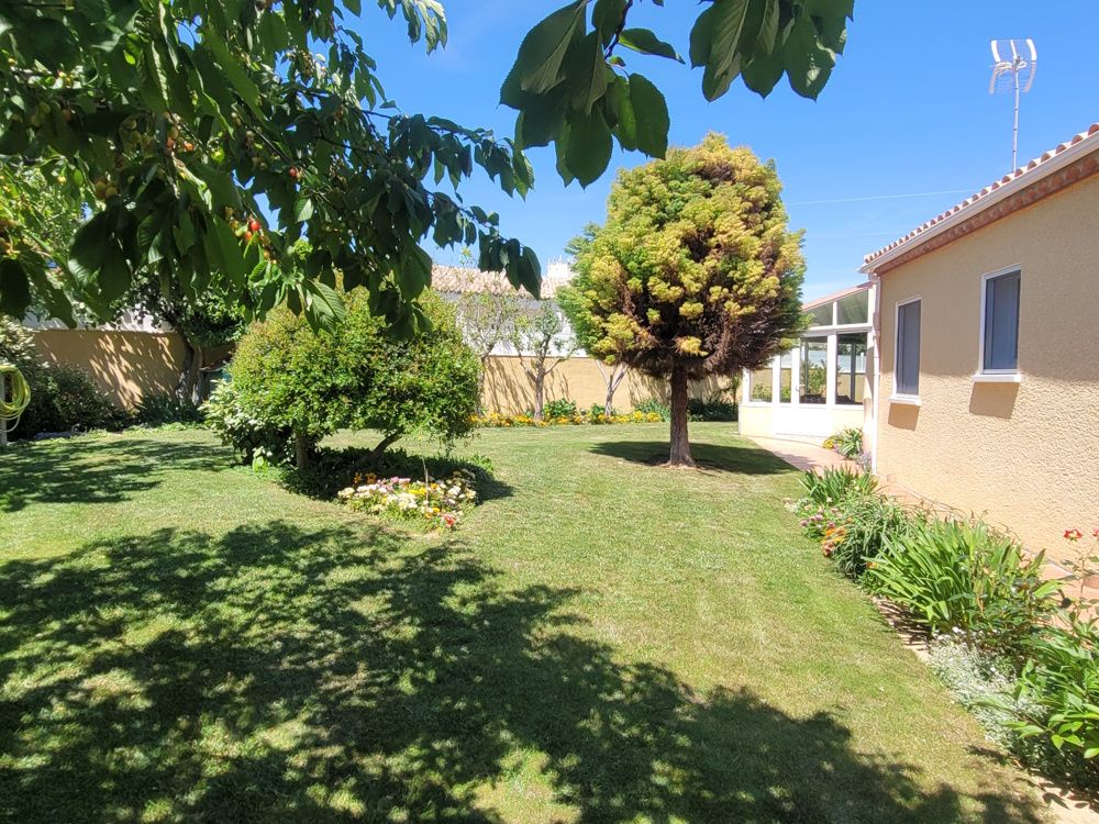 Property photo 2 of 18 Pui485000Ed