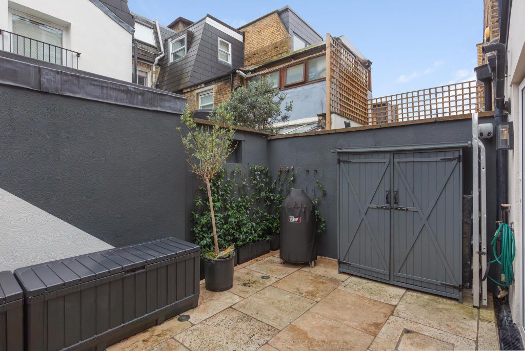 Property photo 3 of 15 Image