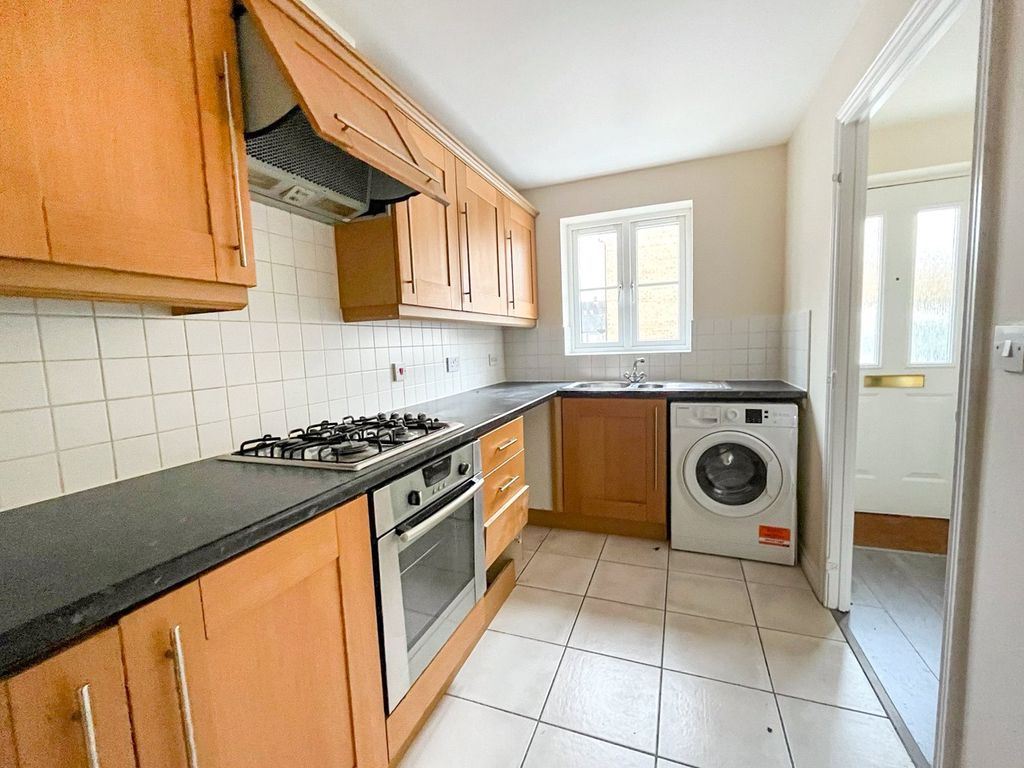 Property photo 2 of 13 Garden