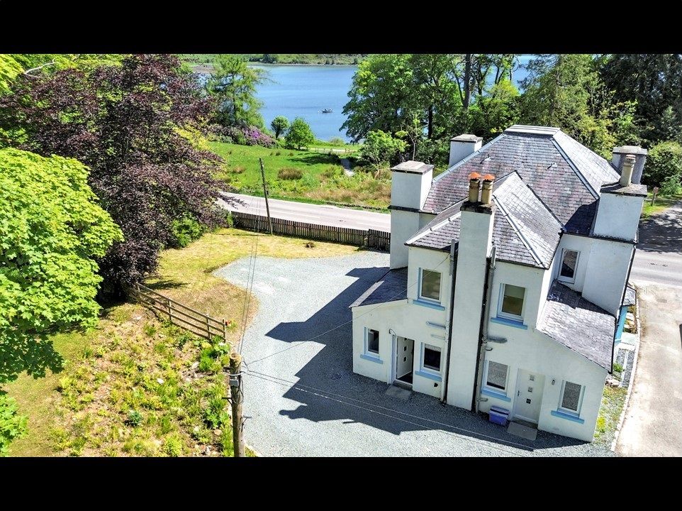 Property photo 3 of 35