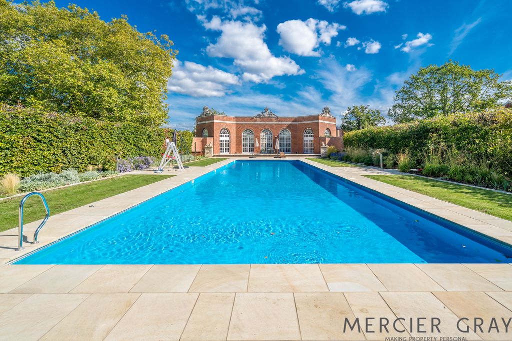 Property photo 2 of 15 Photo 1