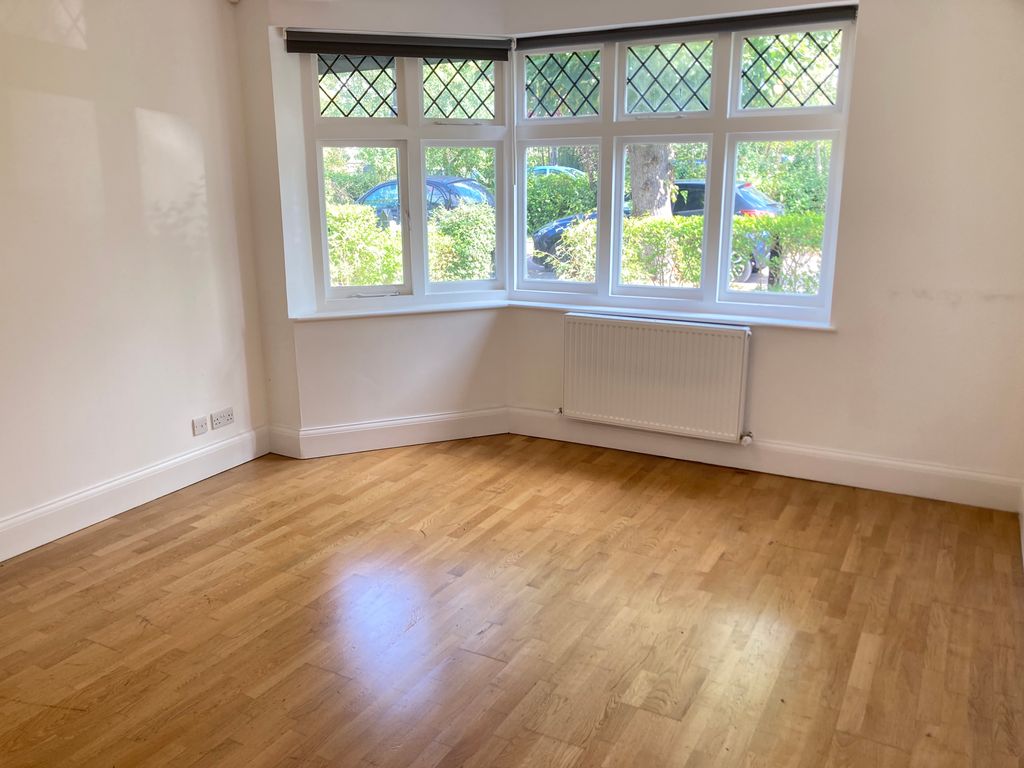 Property photo 1 of 26