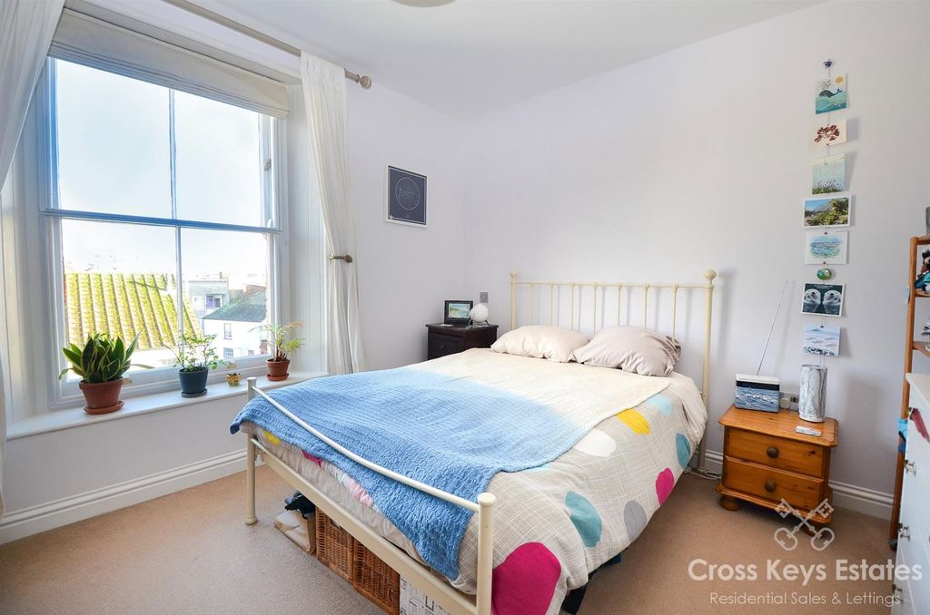 Property photo 3 of 23 Primary Bedroom