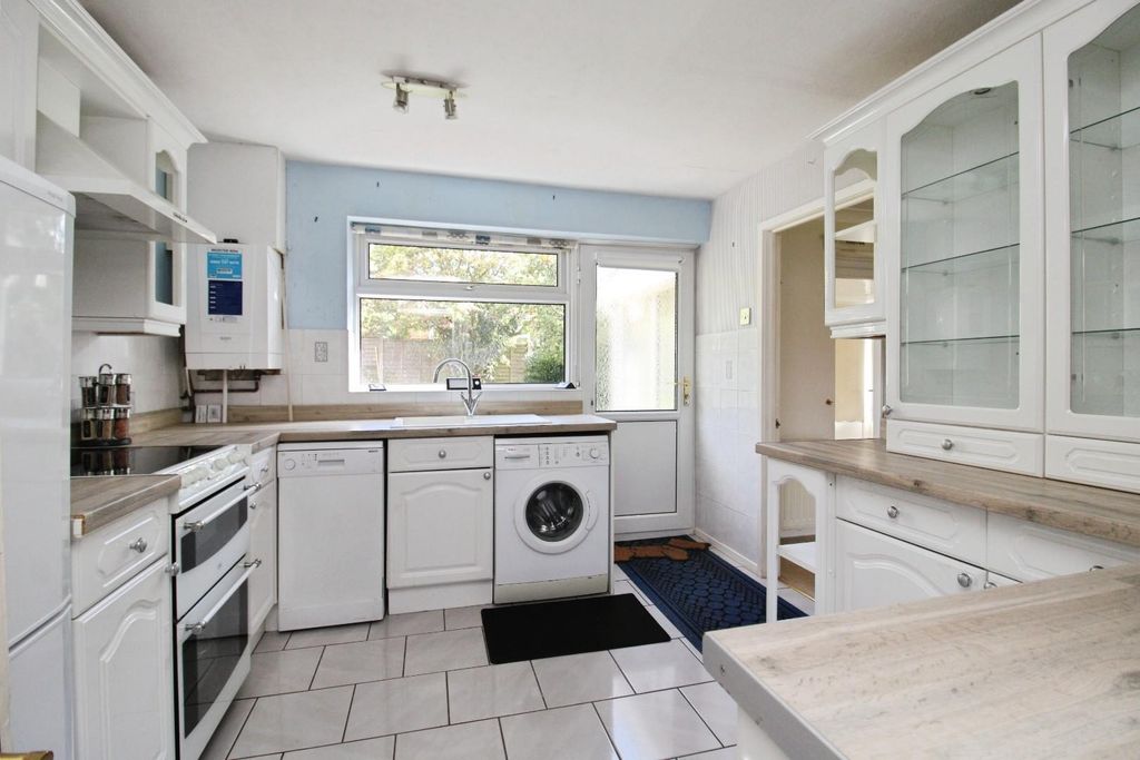 Property photo 3 of 10 E04055dc-Img_7716.Jpg