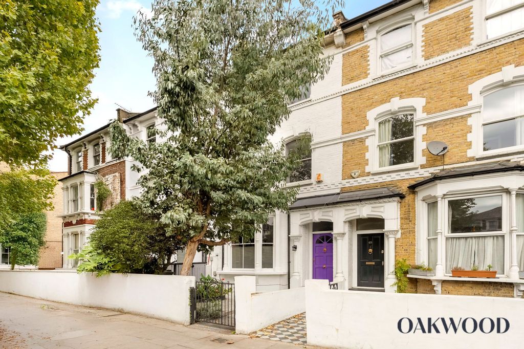 Property photo 1 of 37