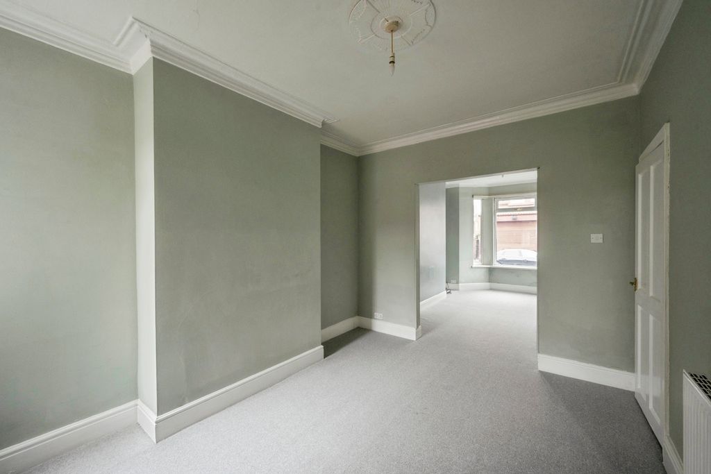 Property photo 3 of 18 Dining/ Living Rom